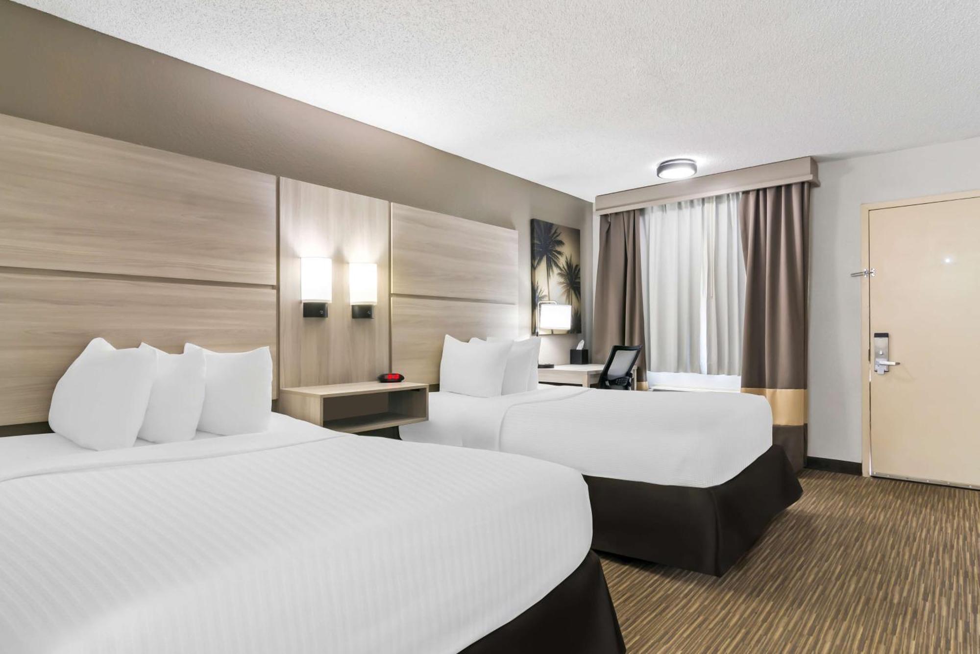 Hotel Western The Oasis At 3*