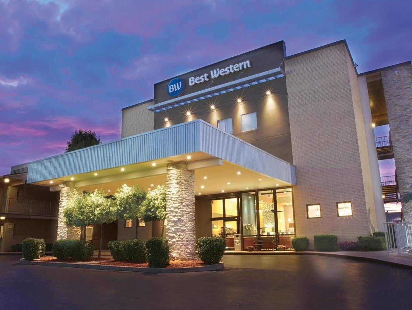 Hotel Western The Oasis At 3*