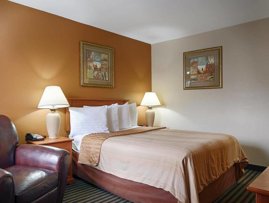 Western The Oasis At 3* Joplin